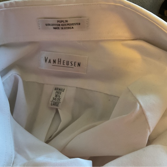 VAN HEUSEN DRESS WHITE, LONG SLEEVE SHIRT SIZE 161/2 34/35. BUTTON DOWN.EX.COND - Picture 11 of 14
